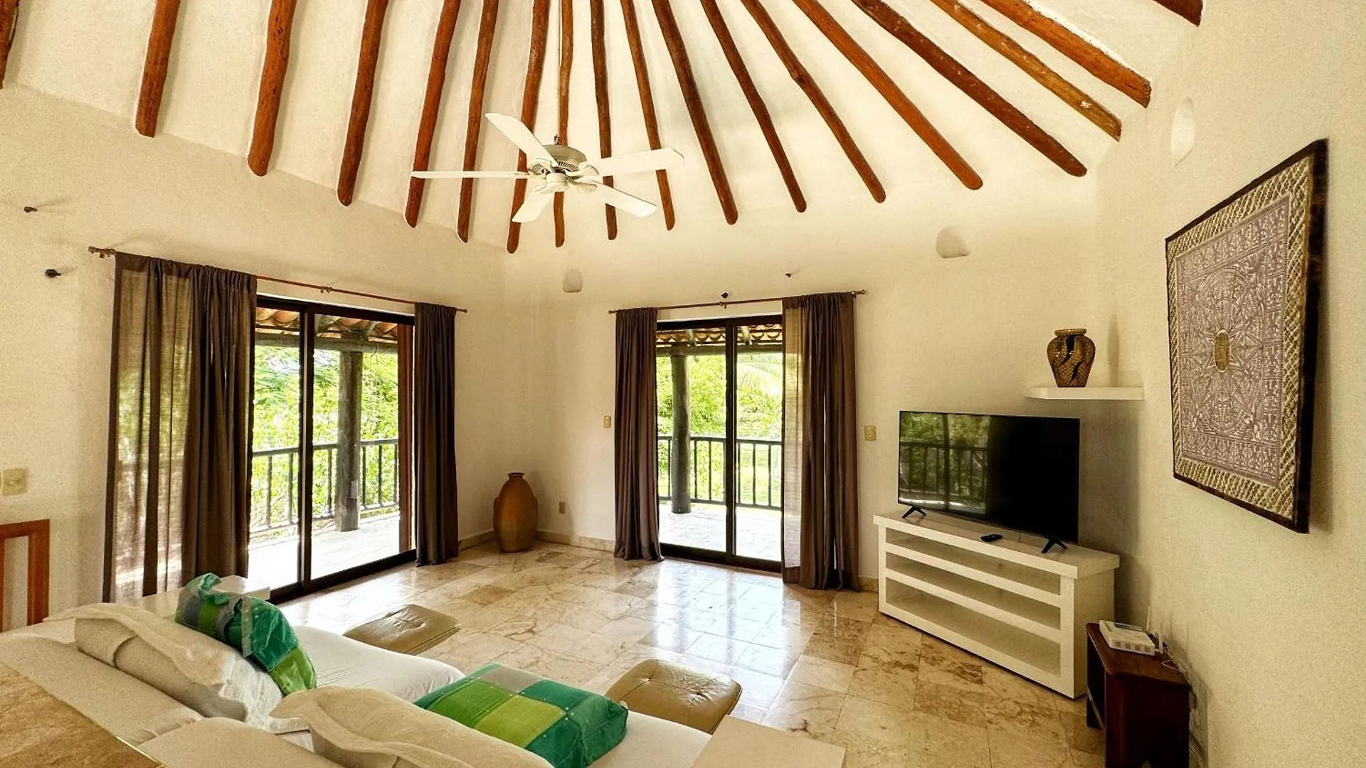 Villa Arqueologica Playa del Carmen Mexico