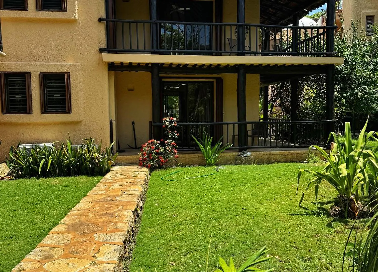 Villa Arqueologica Playa del Carmen Mexico